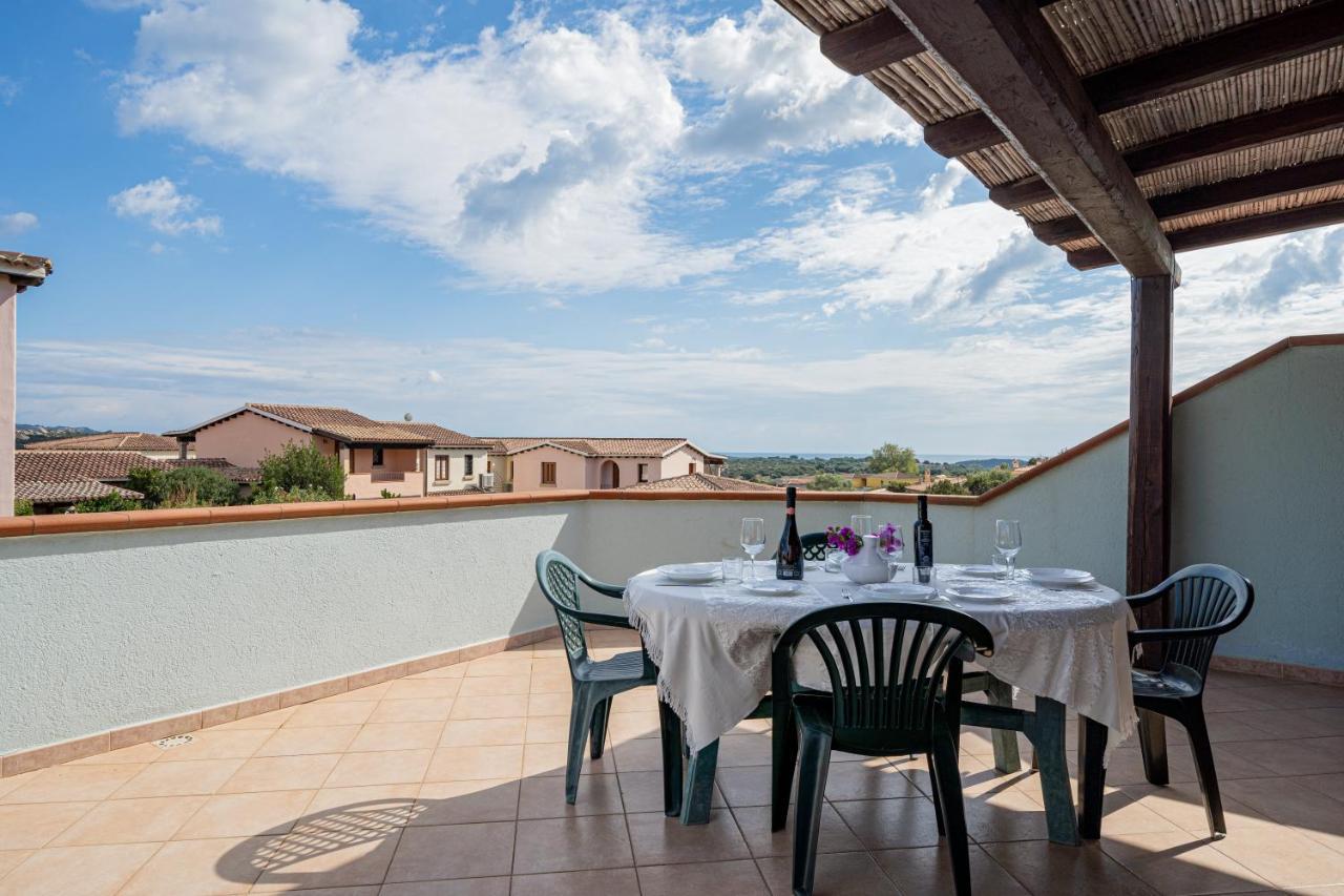 Residence La Tartaruga Monte Petrosu Exterior photo